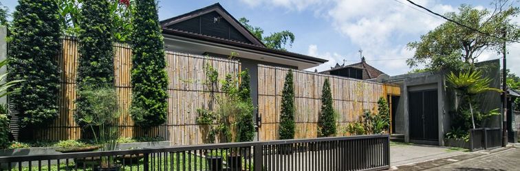 Others d'Sanctum Villa