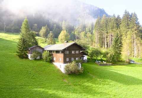 Others Charming Alp Cottage in the Mountains of Salzburg