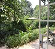 อื่นๆ 7 Sagewood Cottage for 2 People With Wonderful Private Terrace in Garden