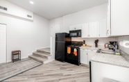 Lain-lain 3 2BR Park Ave Townhome with parking by Cozysuites