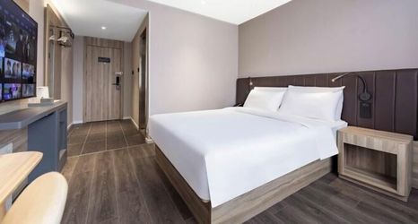 Others 2 HanTing Hotel (Shanghai Jinqiao International Business Plaza)