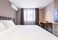 Others 3 HanTing Hotel (Shanghai Jinqiao International Business Plaza)