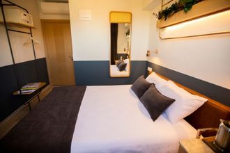 อื่นๆ 4 Urla 1867 Hotel