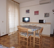 Others 4 Three-room Apartment a Stones Throw From the sea for 5 by Beahost Rentals