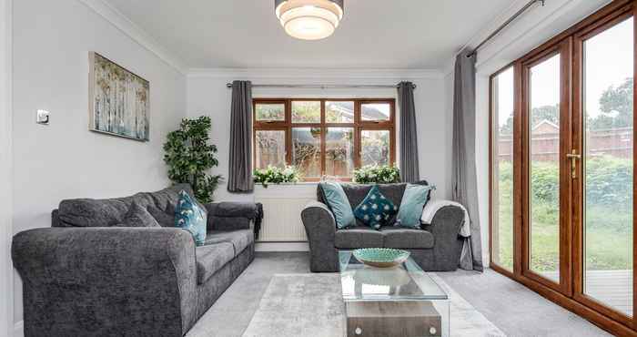 Lainnya Maidenhead  Pet Friendly  4 Bed House