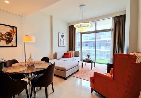 อื่นๆ Marco Polo - Exquisite Apt amidst Golf Courses with Gym & Pool