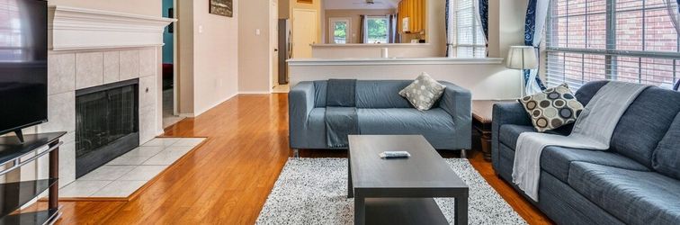 Others Centrally Located 3-bedroom and 2-bath The Colony Home With Great North Dallas Access 3 Home by Redawning