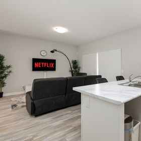 Primary image 1 奢华整栋房子,靠近尼亚加拉瀑布和布洛克大学, 尼亚加拉学院滨湖尼亚加拉校区 酒店