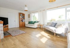 อื่นๆ 6 Swn Y Wylan