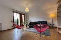 Others Modern Apartment, Private Garden, 25km From Milan