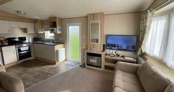 Lain-lain Holiday Park Caravan Fluffy in Harts Holiday Park