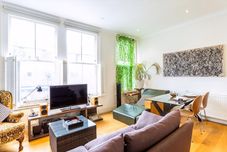อื่นๆ Bright and Spacious Notting Hill Nest