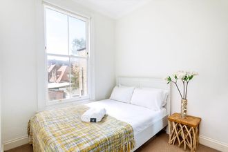 อื่นๆ 4 Bright and Spacious Notting Hill Nest