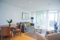 Lainnya High Rise 1 Bedroom Apartment in Southbank