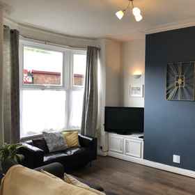 Primary image13 Bedroom House Close to M6 & M55,Owl and Bird Of Prey Sanctuary飯店