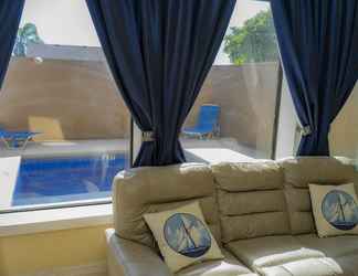 Lainnya 2 Two Level Townhome A W/private Pool Steps to Beach 3 Bedroom Home by Redawning