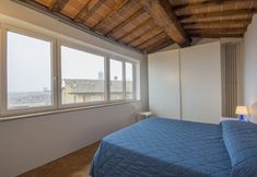 기타 2 Astonish Cathedral View