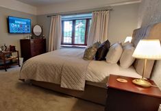 Lain-lain 6 Bossington Hall