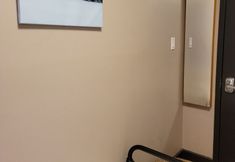 Others 3 Lamartine Chelsea – Hostel