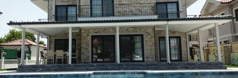 其他 Stunning 4-bed Villa Grey 4 Bedrooms Private Pool