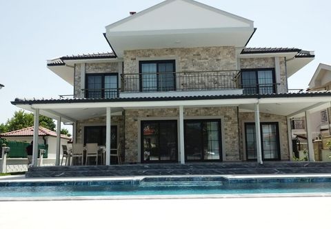 其他 Stunning 4-bed Villa Grey 4 Bedrooms Private Pool