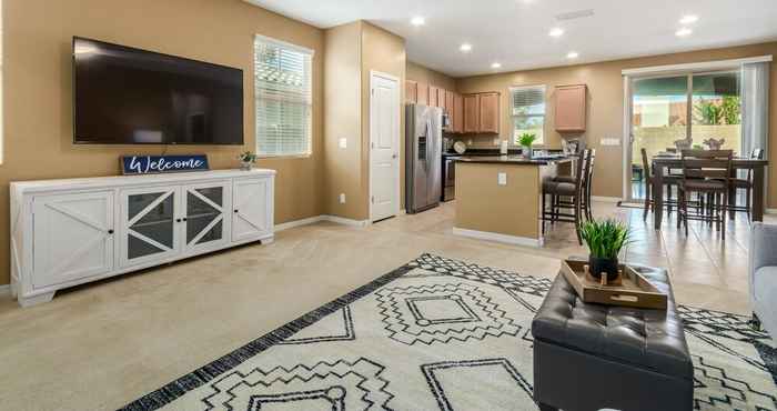 อื่นๆ NEW Listing! Super Chandler Home! Close to Downtown Chandler! Fire Pit! by Redawning