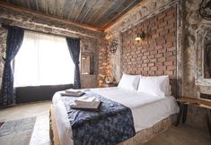 Lain-lain 2 Deluna Cappadocia