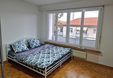 Lainnya Entire Flat Close to Airport, Train, Center for 7