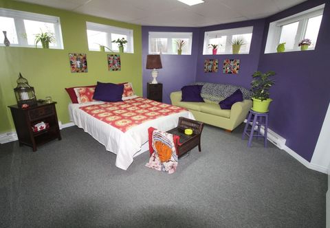Others Room in Guest Room - Gandhi Very Large Room Decorated in Indian Style, Office Space and Sofa