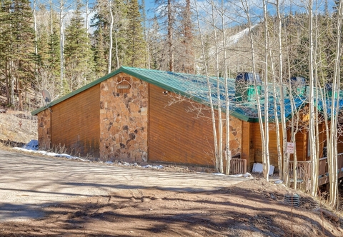 Others Beautiful Ski-in/ski-out Condo Located On The Eagle Point Resort! 1 Bedroom Condo by Redawning