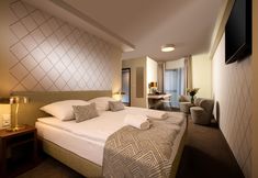 기타 4 XERION HOTEL