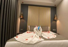 Lainnya 3 Antik Houses