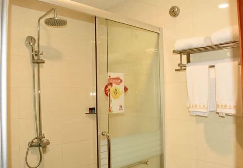 Others Jinjue Hotel (Nearby Train Station)