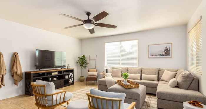 Lain-lain Modern Queen Creek Home! Culdesac With a Fire Pit! Dog Friendly! by Redawning