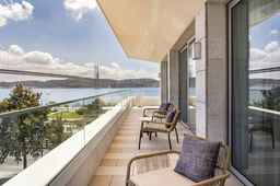 Hyatt Regency Lisbon, USD 434.08