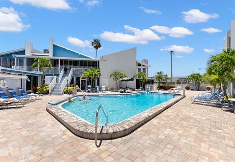 Others Madeira Beach Yacht Club