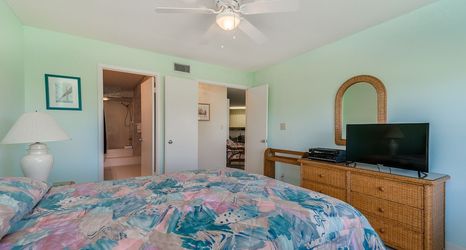 Others 2 Vista Verde North