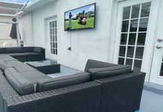 其他 6 14 RM Disney Mansion Golf Resort Pool-golf-tennis