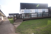 Others 42A Medmerry Park 2 Bedroom Chalet