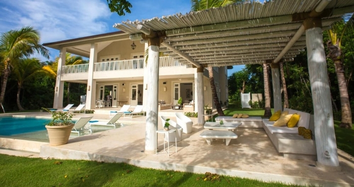 Others Amazing Golf Villa at Luxury Resort in Punta Cana Includes Staff Golf Carts and Bikes