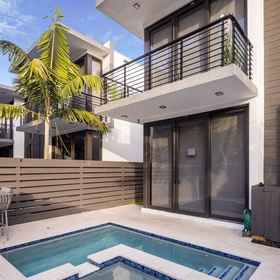 Primary image 1 Coral Ridge Playtime - Gorgeous Private Pool Home Close To Everything! 3 Bedroom Townhouse by Redawning, Hotel Marriott harbor Beach resort