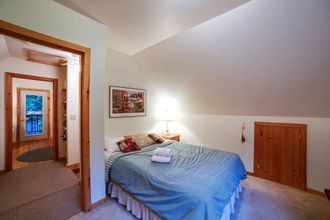 Others 4 32MBR - BBQ - Pets Ok - Wood Stove - Sleeps 7