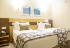 Lainnya 4 House Inn Hotel - Anashopping