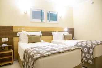 Lainnya 4 House Inn Hotel - Anashopping