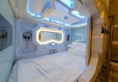 Others 7 Shenzhen Xinchao Capsule Cabin Hotel