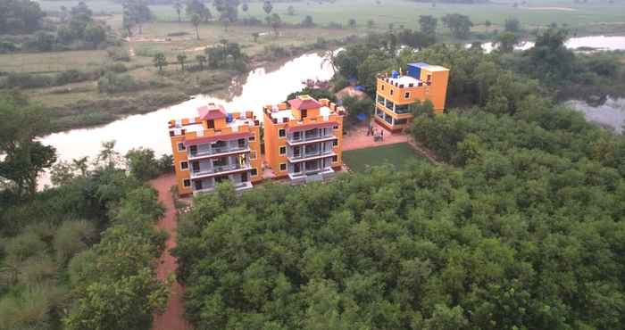 Khác Neel Nirjan Resort