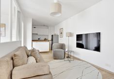 Others 2 Sanders City - Popular 1-bdr Apt In the Capital