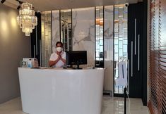 その他 3 The Neuf Ratchada