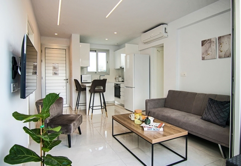 อื่นๆ Phaedrus Living: Seaside Executive Flat Harbour 201