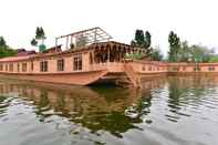 Others Inshallah Houseboats